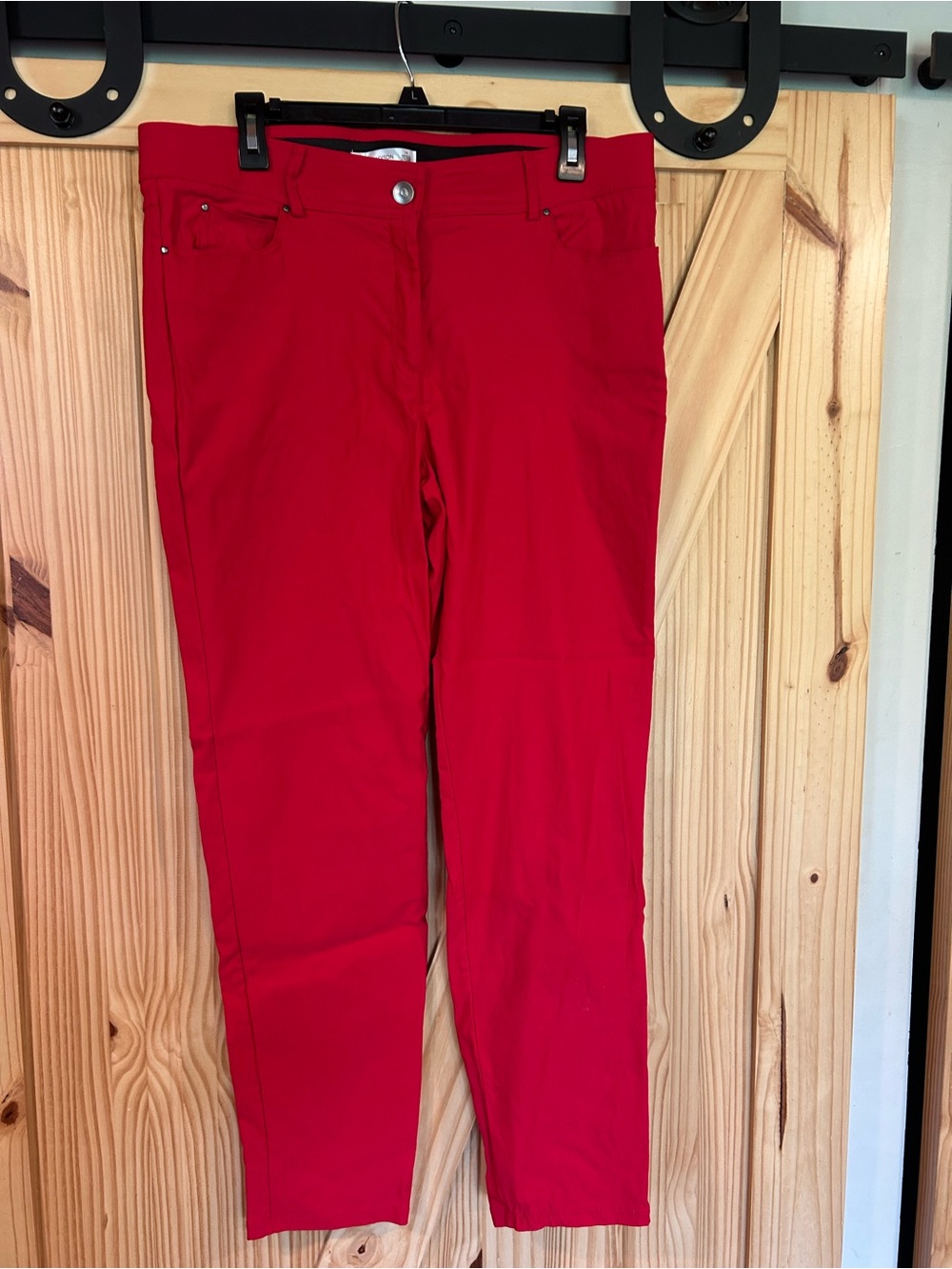 89th & Madison Red Skinny Pants